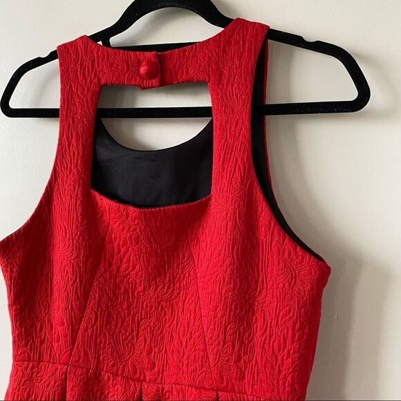 MOULINETTE Soeurs -Lipstick Red Nipped Dress - Picture 8 of 16